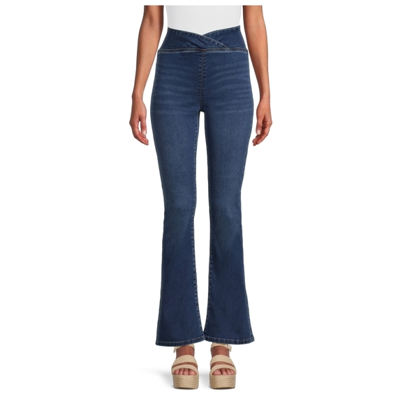Juniors Crossover Pull On Flare Jeggings Stretch High Rise Jeans Dark Wash Denim - Picture 1 of 3
